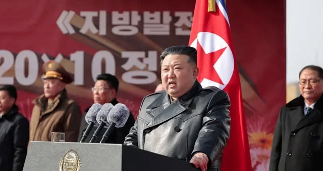 Koreja e Veriut ndryshon Kushtetutën: Nëse vritet Kim Jong Un, do hidhet bomba bërthamore