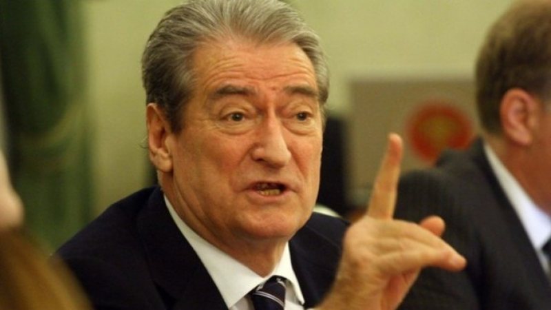 Sulmet ndaj Gonzatos: Berisha nuk tërhiqet! Akuzat i kam të bazuara në të paktën 2 burime!