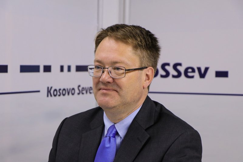 Ambasadori britanik: “Non grata” e Berishës nuk është politike, është ligjore