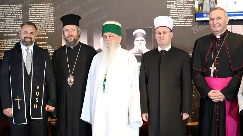 Krerët e komuniteteve fetare bëhen bashkë për familjen: Ajo mbetet institucioni themelor mbi të cilin ndërtohet shoqëria