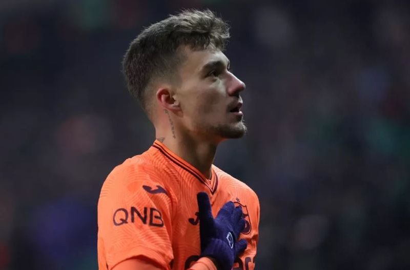 E kryer – Pagë rekord pas transferimit përfundimtar, zbulohet sa do përfitojë Ernest Muçi te Trabzonspori