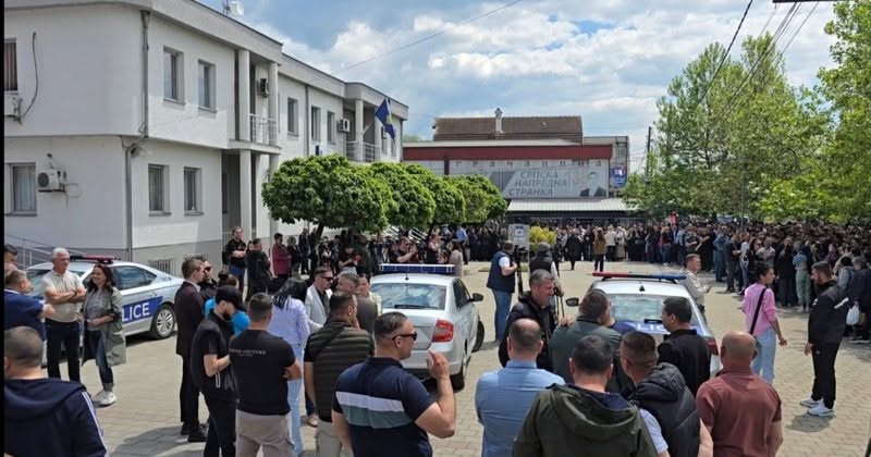Arrestimet e drejtorëve serbë: Ndikim te votuesit apo konfrontim politik?