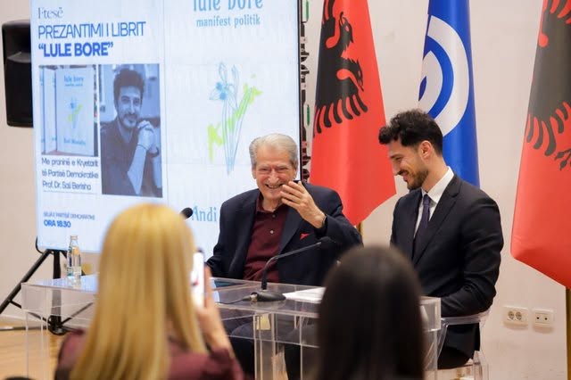 Ish- zëdhënësi i PD në hall: Si ka mundësi asnjë nuk flet për librin tim, veç doktor Berisha