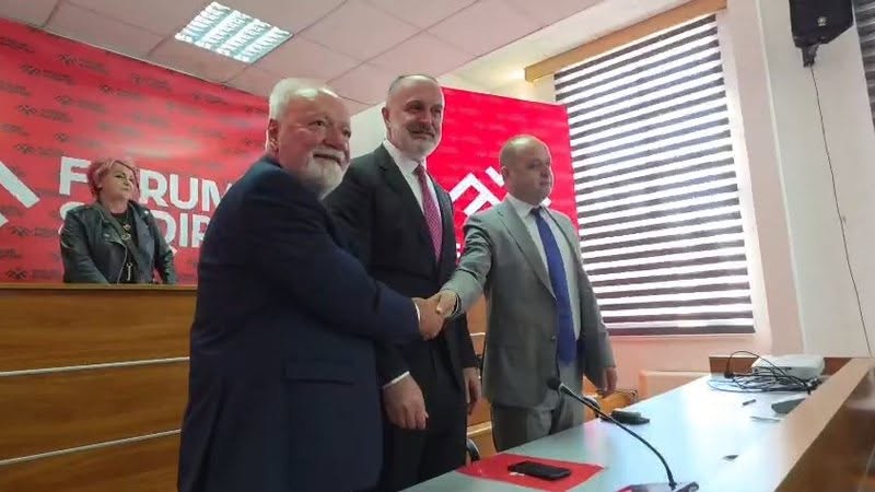Tre parti shqiptare bashkohen në Mal të Zi, shpallet zyrtarisht Forumi Shqiptar në Tuz