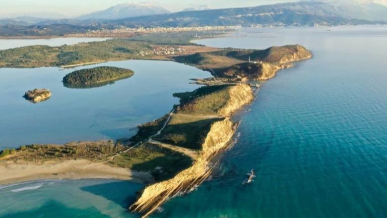 Sazani “New Epstein Island”: Influenceret rusë ndezin propagandën kundër investimeve në Shqipëri! Nacionalistët grekë e kthejnë Zvërnecin në “vorioepiriot”