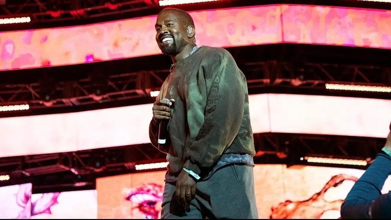 VIDEO/ Kanye West thyen rekordin me 118 mijë spektatorë në Stamboll, ndërsa Tirana bëhet gati për koncertin e 11 korrikut