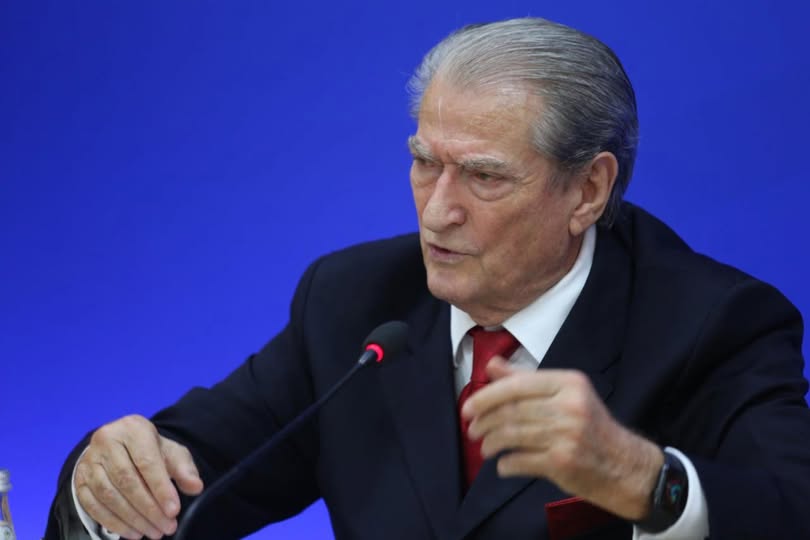 Berisha nuk shkon në protestë si opozitë e bukur, por si opozitë e madhe