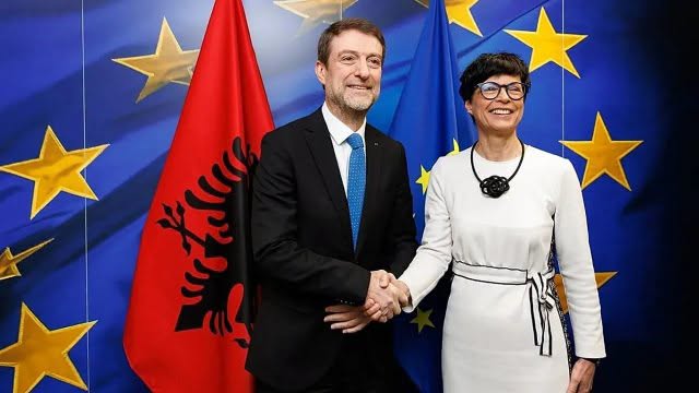 Euronews: Shqipëria siguron BE-në se projekti turistik i lidhur me Kushner do të përmbushë standardet mjedisore
