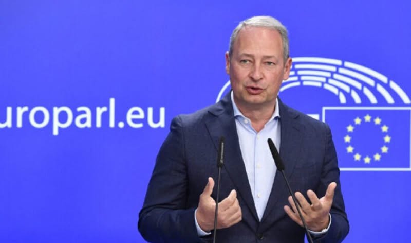PE miraton raportin e progresit për Shqipërinë! Schieder: Integrimi në BE më 2030, objektiv realist PE miraton raportin e progresit për Shqipërinë! Schieder: Integrimi në BE më 2030, objektiv realist