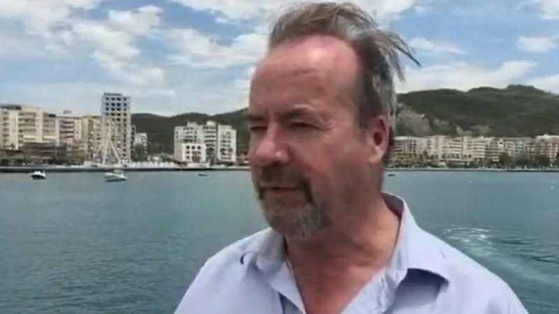 “Nuk jam kundër investimit, varet si do të menaxhohet”! Gazetari i NYT viziton Sazanin dhe Zvërnecin dhe protestën “Nuk jam kundër investimit, varet si do të menaxhohet”! Gazetari i NYT viziton Sazanin dhe Zvërnecin dhe protestën