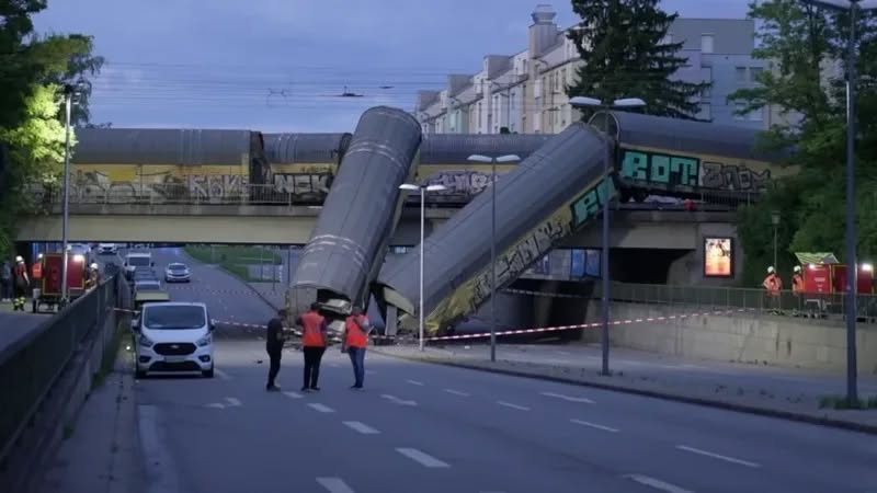 Përplasen dy trena mallrash në Gjermani, raportohet për të vdekur