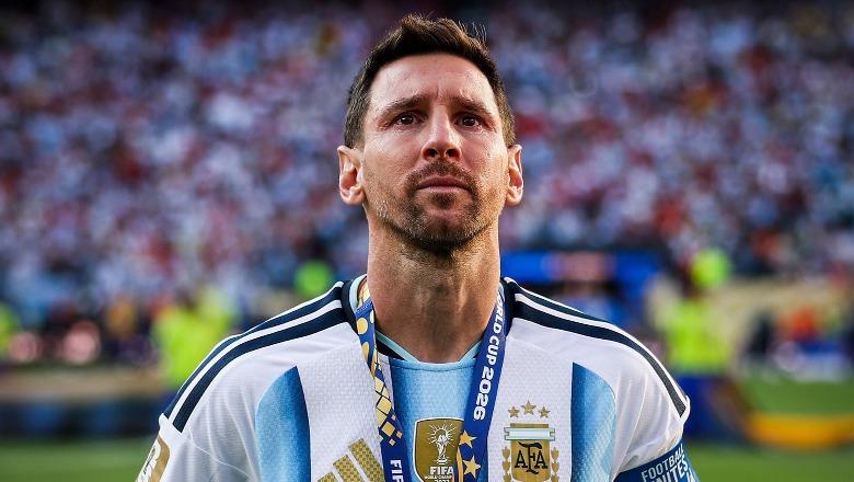 VIDEO/ Spanja fitoi Kupën e Dytë të Botës, momenti kur Trump i dorëzon trofeun Rodrit  Fundi i një epoke, Lionel Messi në lot pasi humbi në finalen e Botërorit 2026