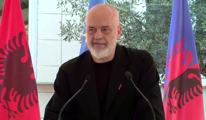 “Nuk e kam harruar vrasjen e Martin Canit”! Rama prezanton “Smart City”: Do të mundësojë që parandalimi të ngrihet në një nivel tjetër “Nuk e kam harruar vrasjen e Martin Canit”! Rama prezanton “Smart City”: Do të mundësojë që parandalimi të ngrihet në një nivel tjetër