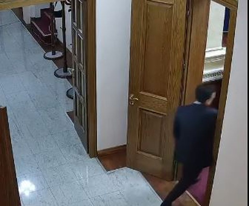 “Vesi del me shpirtin”! Shehaj vodhi dokumentin sekret në Kuvend, Rama: Uroj,  por…. nuk shpresoj që prokuroria t’i tregojë vendin!