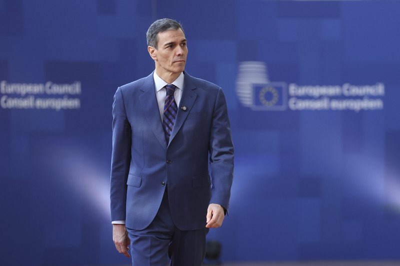 Sánchez i përgjigjet kritikave për krizën migratore: Solidariteti është opsional, respekti për traktatet jo Sánchez i përgjigjet kritikave për krizën migratore: Solidariteti është opsional, respekti për traktatet jo