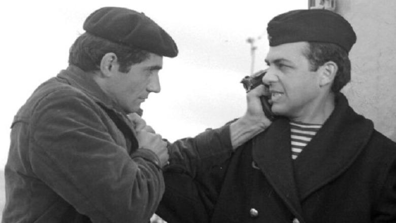 Si e tregon historinë e filmit Duel i heshtur “Bepini”? Marinarët u vranë mes tyre për çështje pazari dhe heroit Spiro Kote i mbeti motovedeta “në dorë”, kur mbërriti në port, atë e futën në burg?!