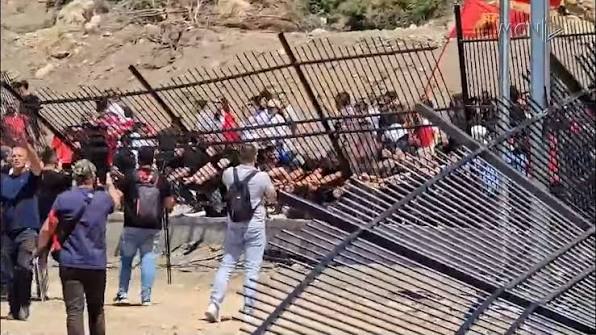 Pse biznesi shqiptar është i përçarë përballë gjobëvënies së revolucionit Pse biznesi shqiptar është i përçarë përballë gjobëvënies së revolucionit