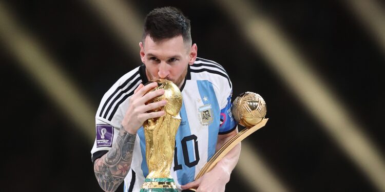 Legjenda e gjallë e Argjentinës, 6 trofe të rëndësishëm, 207 ndeshje dhe 125 gola! “Marka” që Messi i lë kombit të futbollit! Legjenda e gjallë e Argjentinës, 6 trofe të rëndësishëm, 207 ndeshje dhe 125 gola! “Marka” që Messi i lë kombit të futbollit!