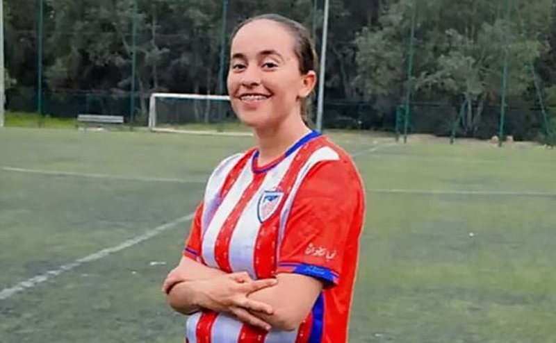 U përpoq të dilte me not drejt brigjeve të Ceutës, humb jetën futbollistja e re U përpoq të dilte me not drejt brigjeve të Ceutës, humb jetën futbollistja e re