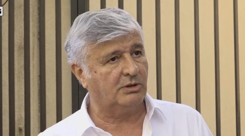 VIDEO/ “Klienti im s’ka prekur para publike”! Maks Haxhia: Në Shqipëri të fusin në burg, pastaj nisin me akuzat! Duam të njihemi me dosjen e Ergys Agasit VIDEO/ “Klienti im s’ka prekur para publike”! Maks Haxhia: Në Shqipëri të fusin në burg, pastaj nisin me akuzat! Duam të njihemi me dosjen e Ergys Agasit