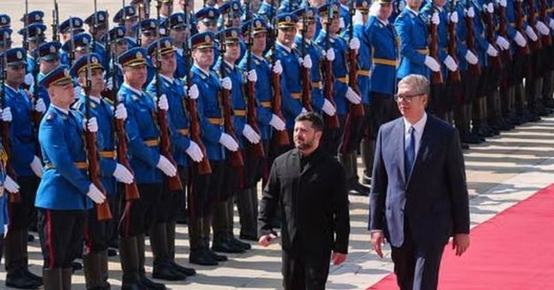 “Mirënjohës ndaj Serbisë për mbështetjen”! Krah Vuçiç, Zelensky bën deklaratën “bombë”: Nuk do ta njohim kurrë Kosovën! “Mirënjohës ndaj Serbisë për mbështetjen”! Krah Vuçiç, Zelensky bën deklaratën “bombë”: Nuk do ta njohim kurrë Kosovën!