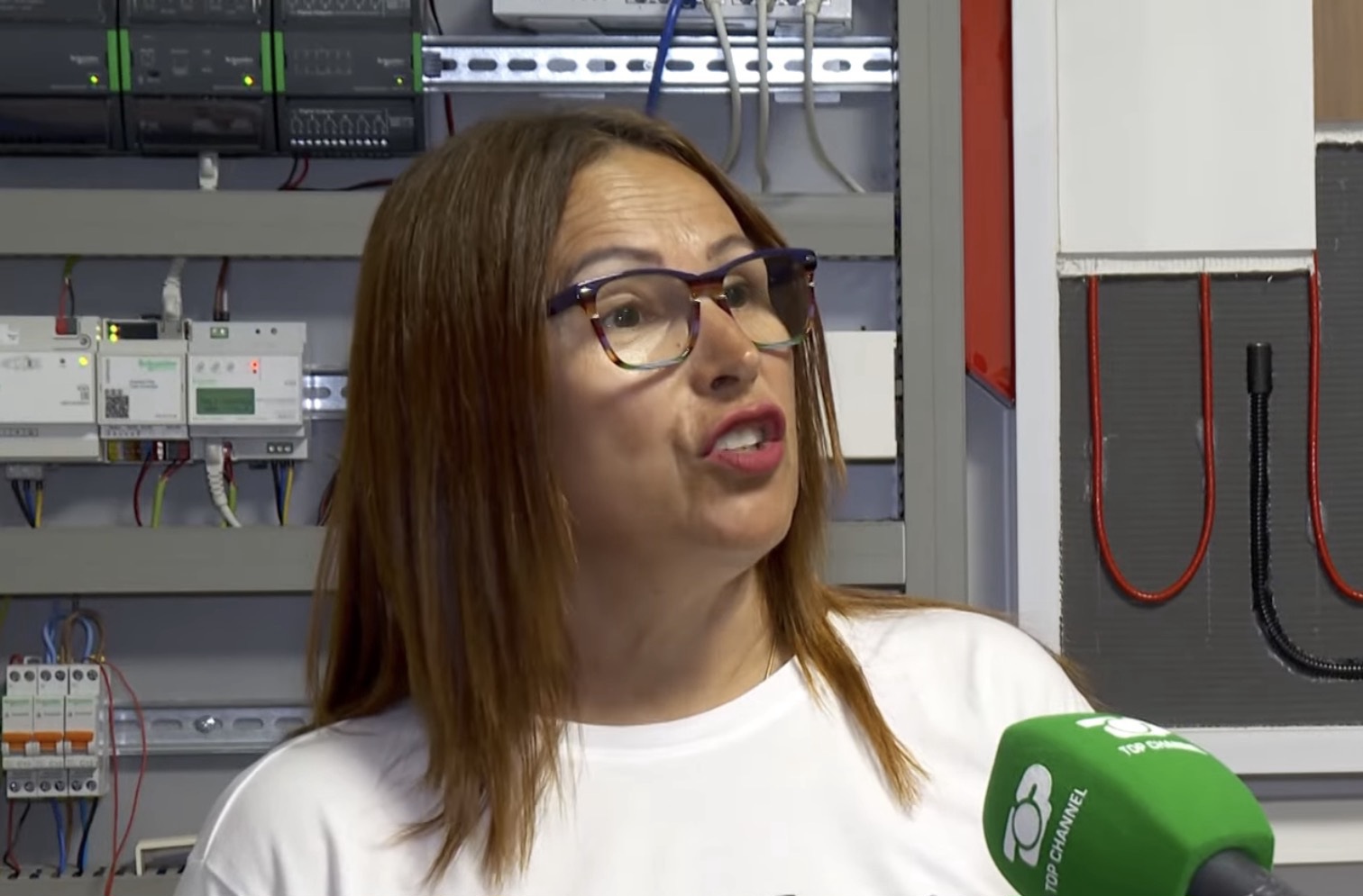Zjarri në Vlorë: Pse kryetarja e Unionit të Inxhinerëve gënjen për përgjegjësinë e ISHTI? Zjarri në Vlorë: Pse kryetarja e Unionit të Inxhinerëve gënjen për përgjegjësinë e ISHTI?