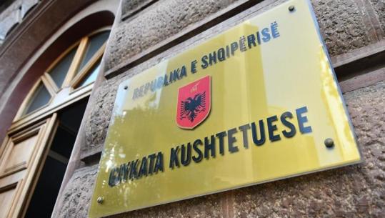 Rregullorja censuruese e GJKKO, gazetarët padi sot në Kushtetuese: Do kërkojmë pezullimin deri në marrjen e vendimit