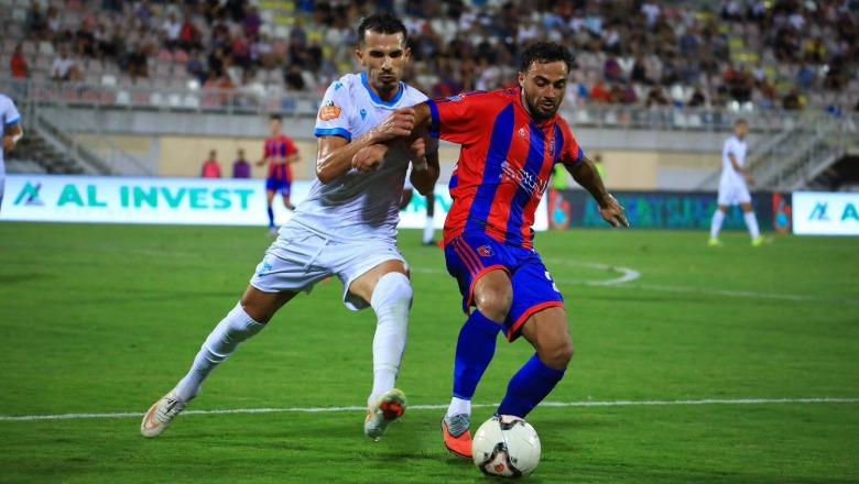 VIDEO/ Humbja 0-2 e Vllaznisë përballë durrsakëve: Shkodranët sulmojnë me gurë autobusin e tifozëve të Teutës VIDEO/ Humbja 0-2 e Vllaznisë përballë durrsakëve: Shkodranët sulmojnë me gurë autobusin e tifozëve të Teutës