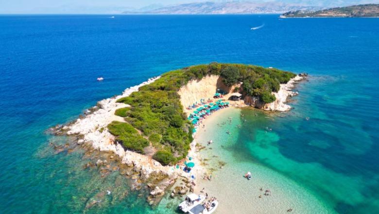 “The Independent” rekomandon Shqipërinë: Plazhe si në Maldive, më lirë se Greqia e Kroacia