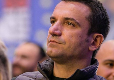 Një firmë që rrëzoi alibinë se Veliaj i bën presion Gjykatës së Lartë përballë faktit se… Tirana është në “paraburgim” Një firmë që rrëzoi alibinë se Veliaj i bën presion Gjykatës së Lartë përballë faktit se… Tirana është në “paraburgim”
