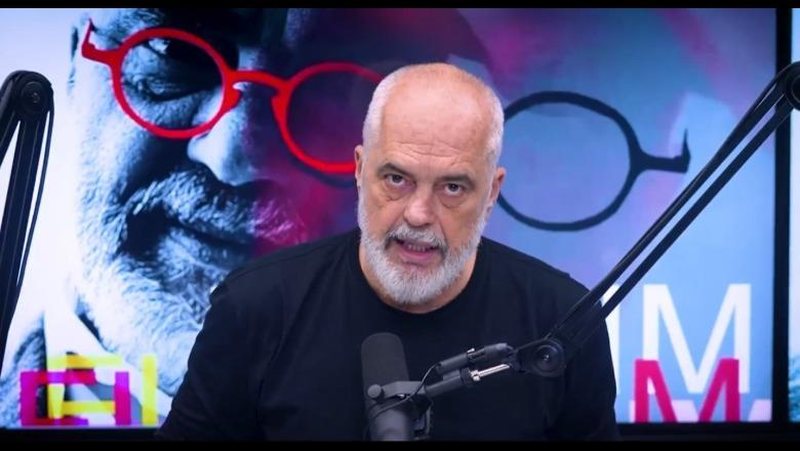 Ngërçi me pagat e magjistratëve! Rama publikon tabelën: Gjyqtarët shqiptarë marrin 500 euro më shumë se kolegët në Greqi, kërkojnë edhe 2000 të tjera Ngërçi me pagat e magjistratëve! Rama publikon tabelën: Gjyqtarët shqiptarë marrin 500 euro më shumë se kolegët në Greqi, kërkojnë edhe 2000 të tjera