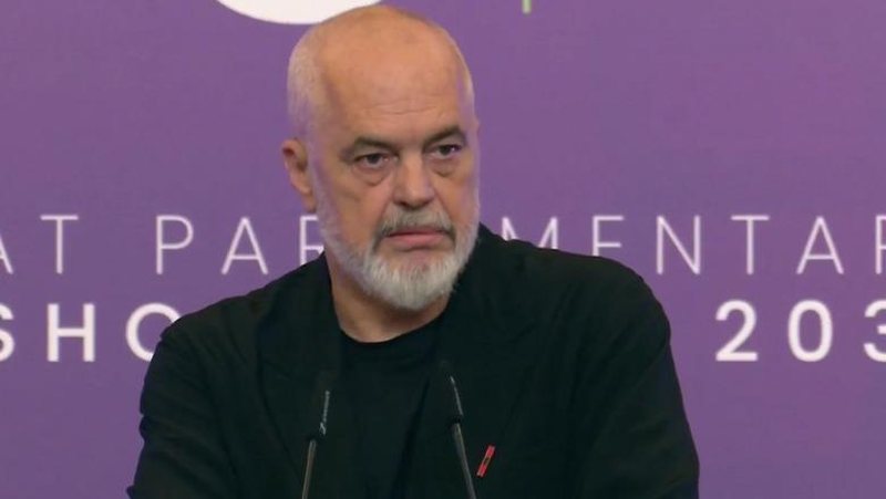 VIDEO/ KLGJ e KLP rritën pagat! Më në fund Rama heq maskën mbrojtëse për sharlatanët që i “pollën” vetë: Fytyra e dështimit të reformës në drejtësi! Kur s’i u mjaftojnë atyre pagat, imagjinoni administratën?! VIDEO/ KLGJ e KLP rritën pagat! Më në fund Rama heq maskën mbrojtëse për sharlatanët që i “pollën” vetë: Fytyra e dështimit të reformës në drejtësi! Kur s’i u mjaftojnë atyre pagat, imagjinoni administratën?!