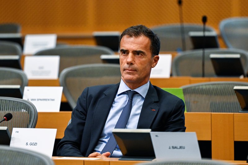 Tërhiqet eurodeputeti Gozi pas replikave me Ramën: Nuk e akuzuam kryeministrin për bllokimin e llogarive