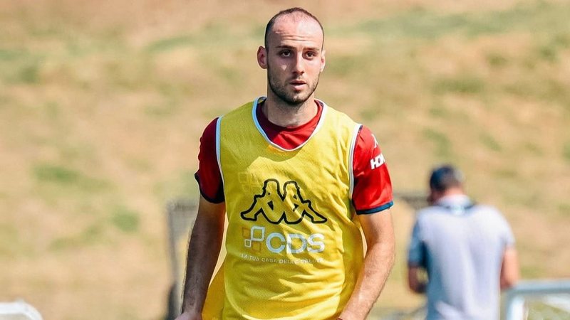 Çudia e trajnerit të Genova-s me Mario Mitajn: Mbrojtësi i Kombëtares shqiptare nuk merr asnjë minutë në ndeshjen e dytë radhazi në Serie A Çudia e trajnerit të Genova-s me Mario Mitajn: Mbrojtësi i Kombëtares shqiptare nuk merr asnjë minutë në ndeshjen e dytë radhazi në Serie A