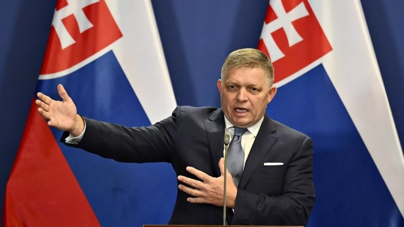 Kryeministri i Sllovakisë: Disa politikanë perëndimorë po kërkojnë konflikt mes NATO-s dhe Rusisë Kryeministri i Sllovakisë: Disa politikanë perëndimorë po kërkojnë konflikt mes NATO-s dhe Rusisë