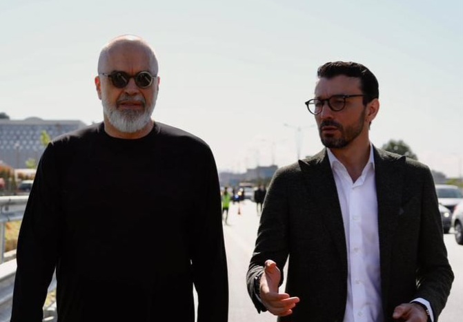 Rama i del në mbrojtje ministrit të Infrastrukturës Enea Karakaçi: “Nuk e solli Balluku, e gjeti aty”