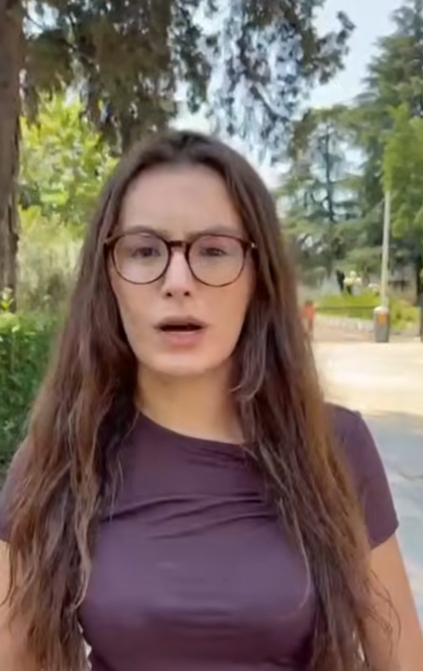 Muli përgëzon Sanijen e Kombinatit për betejën me gratë e PS-së Muli përgëzon Sanijen e Kombinatit për betejën me gratë e PS-së