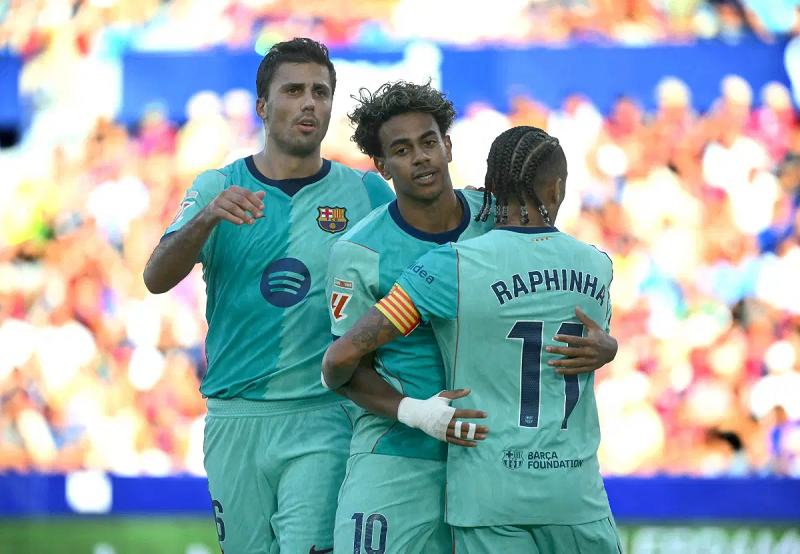 Yamal është një spektakël, Barça me pikë të plota Yamal është një spektakël, Barça me pikë të plota