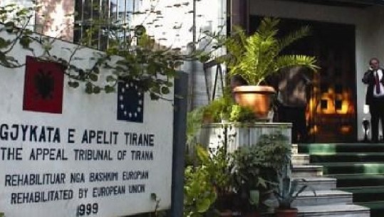 Dhuna e shkatërrimi në protestë për haledrejtësinë shqiptare “festë”! Nga 310 arrestime vetëm 11 në burg e 11 arrest shtëpie, të gjithë detyrim paraqitje! Pjesa dërrmuese e arrestimeve në flagrancë Dhuna e shkatërrimi në protestë për haledrejtësinë shqiptare “festë”! Nga 310 arrestime vetëm 11 në burg e 11 arrest shtëpie, të gjithë detyrim paraqitje! Pjesa dërrmuese e arrestimeve në flagrancë