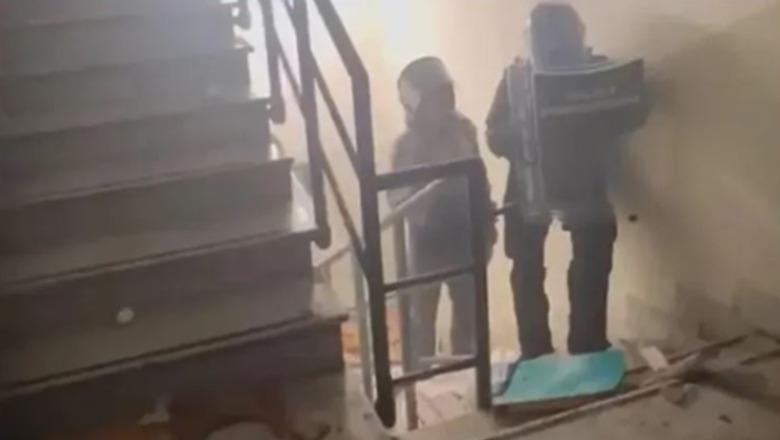 Revolta në burgun e Pisas në Itali u transmetua “live” në Tik Tok: Zbulohen organizatorët shqiptar Revolta në burgun e Pisas në Itali u transmetua “live” në Tik Tok: Zbulohen organizatorët shqiptar