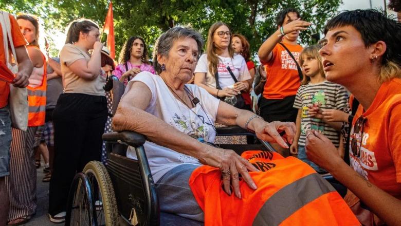 Sa Maricarmen Abascal ka sot në Shqipëri? Pensionstja spanjolle 87 vjeçare që u nxorr forcërisht nga shtëpia dhe vdiq në protestë Sa Maricarmen Abascal ka sot në Shqipëri? Pensionstja spanjolle 87 vjeçare që u nxorr forcërisht nga shtëpia dhe vdiq në protestë