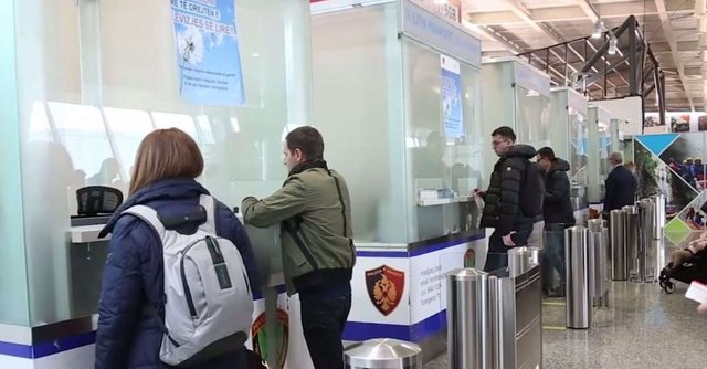 Paketa kundër dhunës: Krijohet regjistri elektronik për personat e përfshirë në vepra penale! Policia Kufitare mund t’u ndaloi daljen jashtë vendit dhe hyrjen në vendet e Shengen-it Paketa kundër dhunës: Krijohet regjistri elektronik për personat e përfshirë në vepra penale! Policia Kufitare mund t’u ndaloi daljen jashtë vendit dhe hyrjen në vendet e Shengen-it
