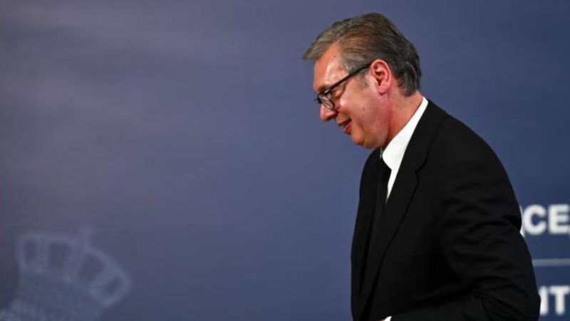 Fitorja e studentëve në Serbi! Vuçiç pranon humbjen, Brukseli: Dyert e BE-së janë të hapura Fitorja e studentëve në Serbi! Vuçiç pranon humbjen, Brukseli: Dyert e BE-së janë të hapura