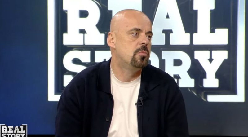 “Bota po shkon për lesh”! Rexhaj: O burra vazhdoni! Nëse ndodh përplasje në Ballkan, armiqtë tanë janë gati! “Bota po shkon për lesh”! Rexhaj: O burra vazhdoni! Nëse ndodh përplasje në Ballkan, armiqtë tanë janë gati!
