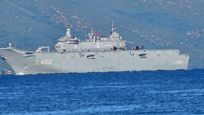 Pesë luftanije të NATO-s zbarkojnë në në Gjirin e Vlorës, gati për stërvitjen e përbashkët ushtarake! Pesë luftanije të NATO-s zbarkojnë në në Gjirin e Vlorës, gati për stërvitjen e përbashkët ushtarake!