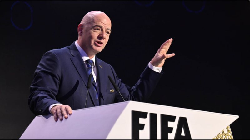 Skandali i ri i Infantinos! “The Times” zbulon se Presidenti i FIFA-s kishte një burim të dytë, të padeklaruar të ardhurash Skandali i ri i Infantinos! “The Times” zbulon se Presidenti i FIFA-s kishte një burim të dytë, të padeklaruar të ardhurash