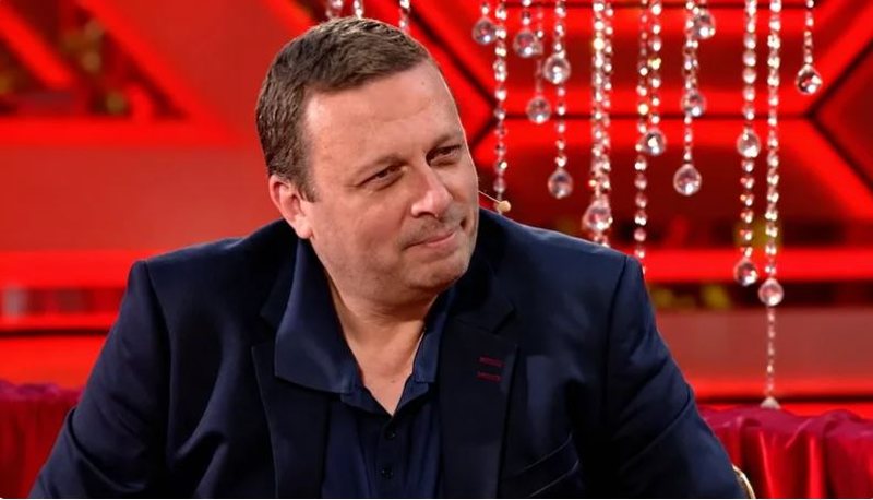 Videot intime, kompozitori Adrian Hila procedohet në gjendje të lirë. Vepra penale për të cilën akuzohet Videot intime, kompozitori Adrian Hila procedohet në gjendje të lirë. Vepra penale për të cilën akuzohet