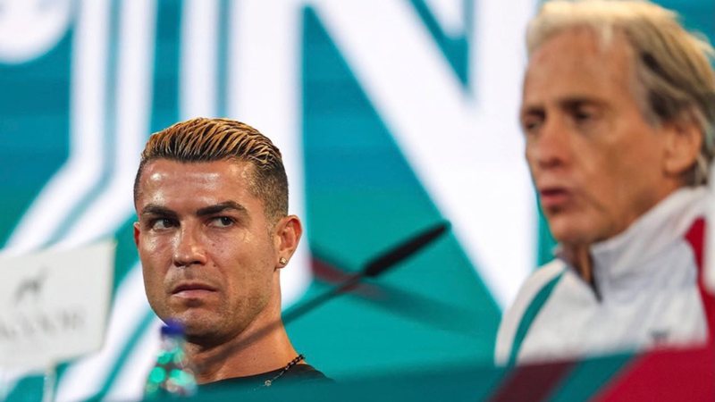 Prapaskena e bujshme e largimit të Ronaldos nga Portugalia, trajneri dhe presidenti i Federatës e ndoqën deri në aeroport për ta ndaluar