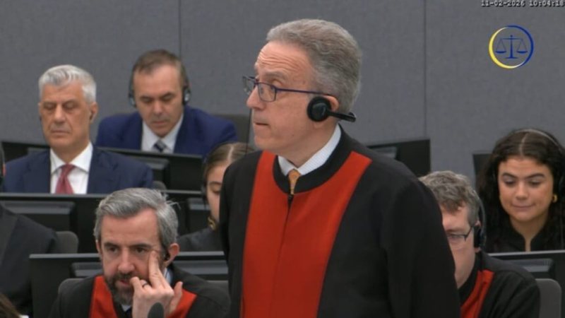 “Si e dinte Macron 6 ditë më herët”? Avokati i Thaçit nxjerr videon e Vuçiçit dhe ngre pikëpyetje për dënimin e ashpër të ish-liderëve të UÇK “Si e dinte Macron 6 ditë më herët”? Avokati i Thaçit nxjerr videon e Vuçiçit dhe ngre pikëpyetje për dënimin e ashpër të ish-liderëve të UÇK