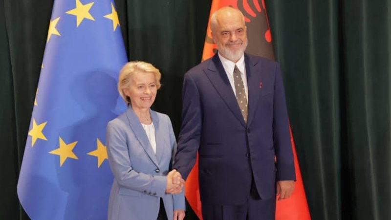 Shqipëria me komisioner në BE para anëtarësimit? Media belge zbardh planin e ri të Komisionit Evropian Shqipëria me komisioner në BE para anëtarësimit? Media belge zbardh planin e ri të Komisionit Evropian